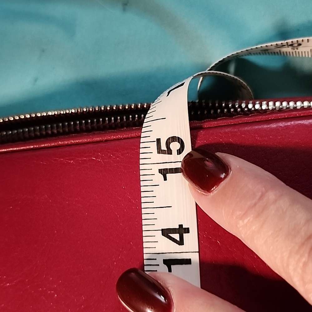 Hobo Raspberry leather briefcase- NWOT - Picture 9 of 9